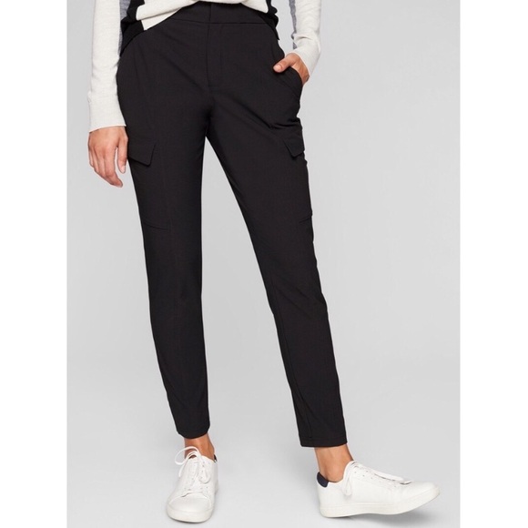 Athleta Pants - Athleta Wander Utility Pant